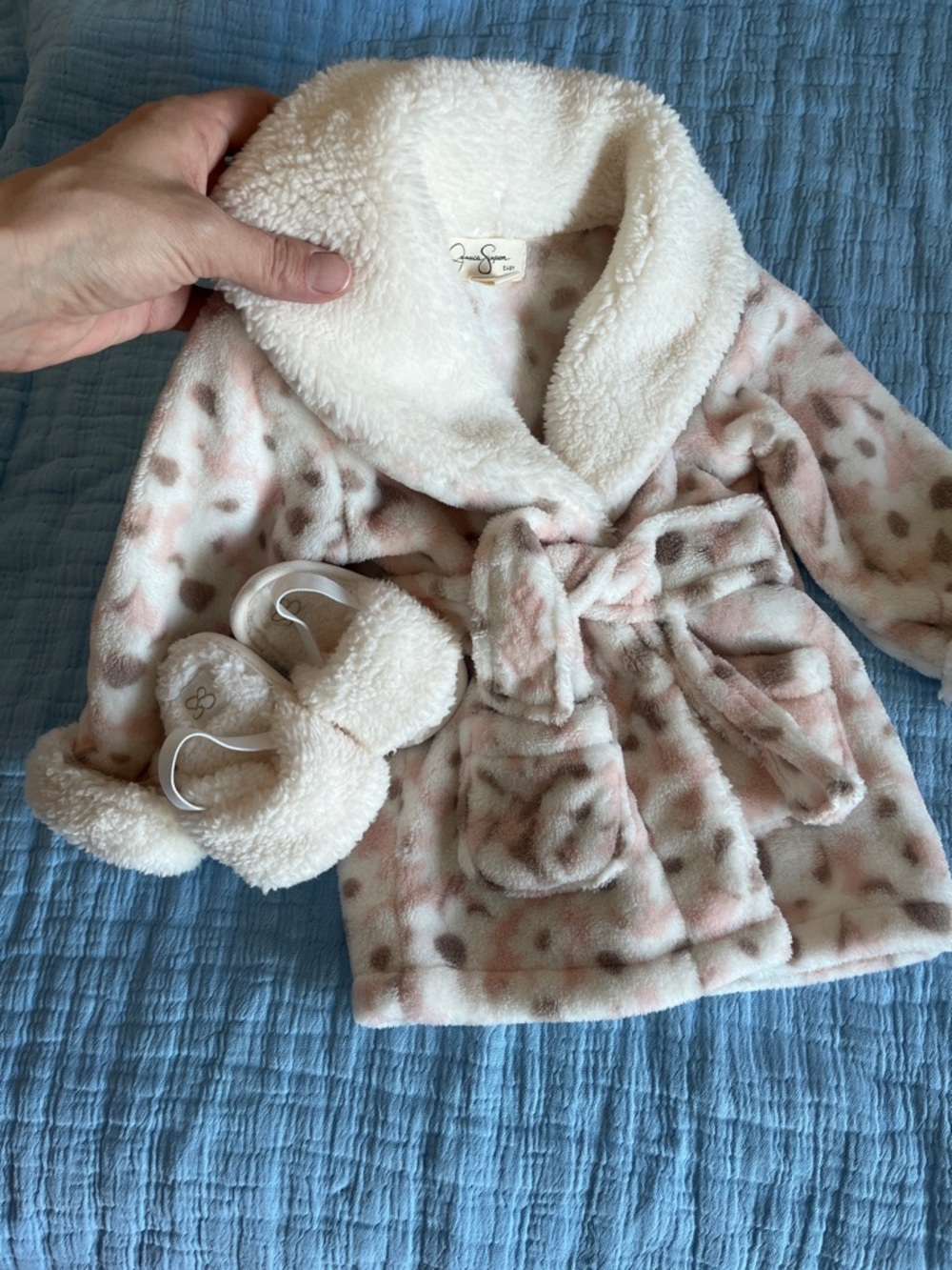 Cream & Blush Sherpa Baby Robe with Slippers